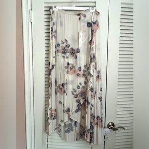 Love stitch wrap maxi skirt